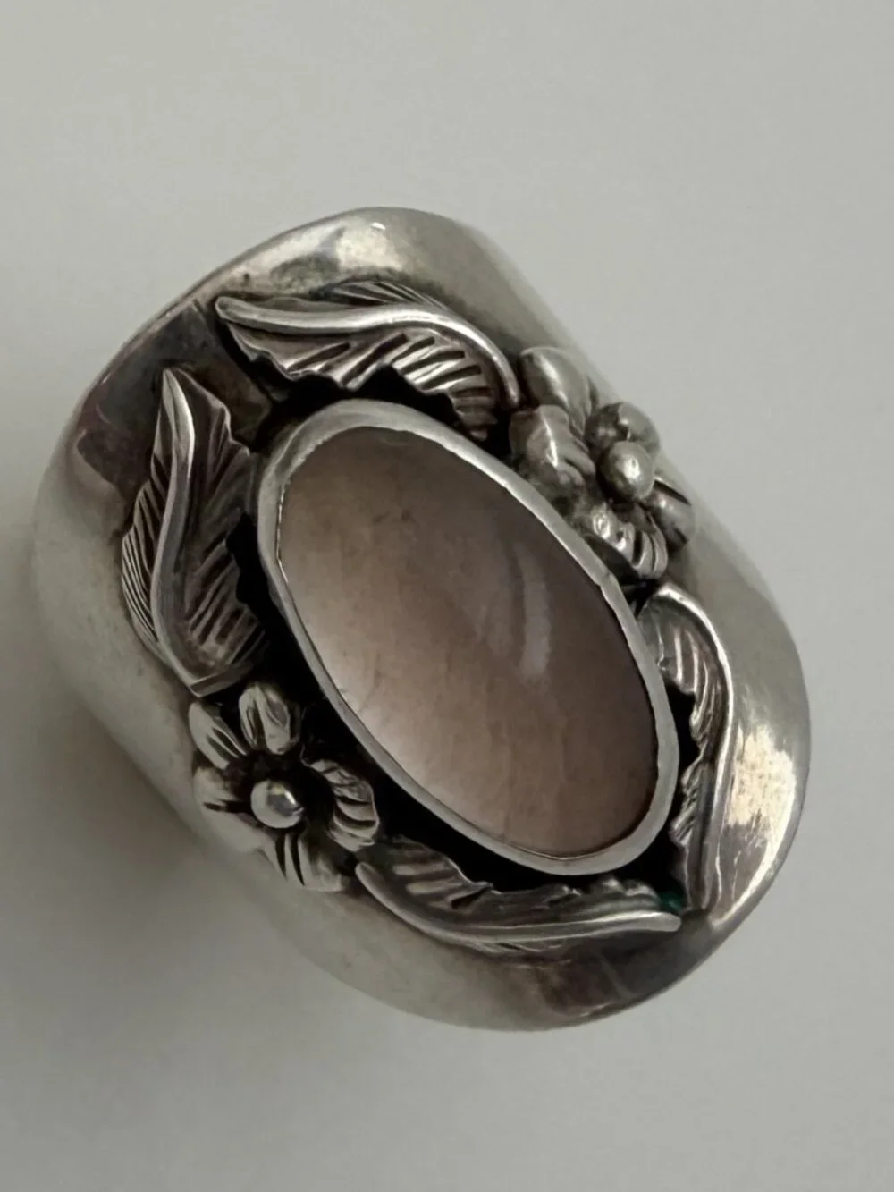 Vintage 1985 CAROL FELLEY 925 Sterling Ring w rose quartz stone Southwest design